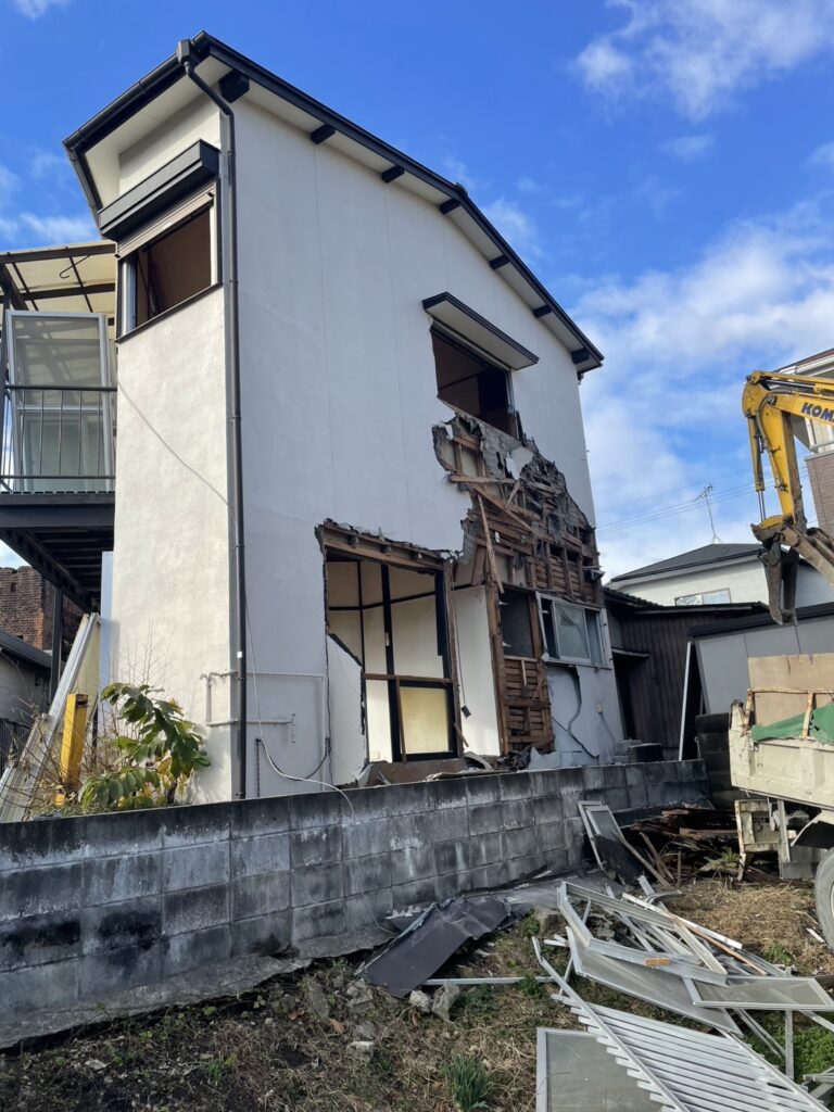 福岡県粕屋町解体現場 作業開始