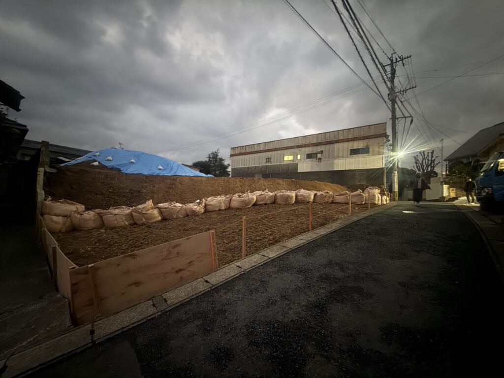 小倉北区上到津3丁目
エコゼット株式会社
解体現場