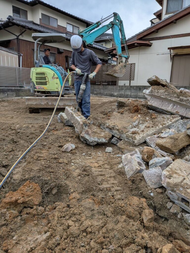 福岡市早良区飯倉 はつり工事 エコゼット株式会社
