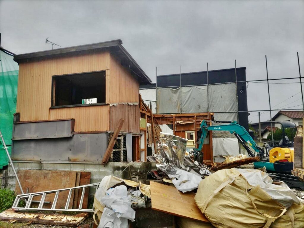 福岡市早良区野芥5丁目の木造住宅解体前の様子